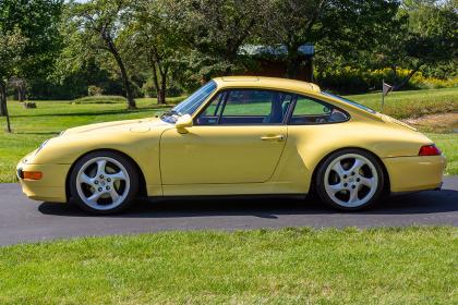 1998 Porsche 911 Carrera Coupe